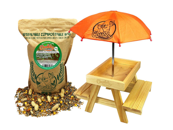 Chubby Wooden Squirrel Picnic Table Feeder & 2Kg Food Bundle