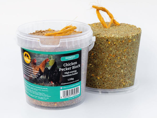 Feldy Hanging Chicken Pecker Block - Seaweed Flavour 1.25kg